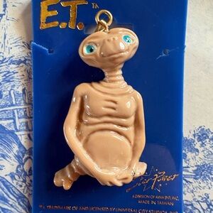 Vintage 1980s E.T. Figurine pendant large HTF Universal
